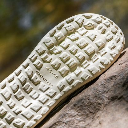 Cave shoes for boys to wear outdoors in summer anti slip and anti odor beach toe slippers men's coconut shoes
