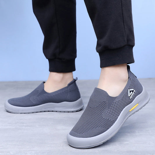 Comfortable and breathable thick soled sports shoes with soft soles for outdoor dad shoes
