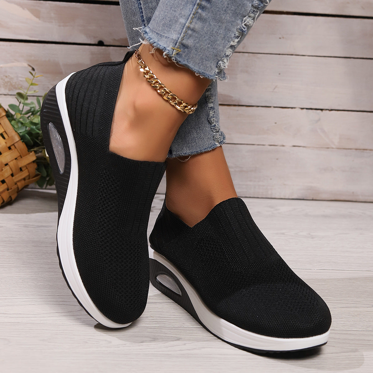 Women's shoes with thick sole and air cushion comfortable for casual sports breathable and fly woven soft soled women's shoes